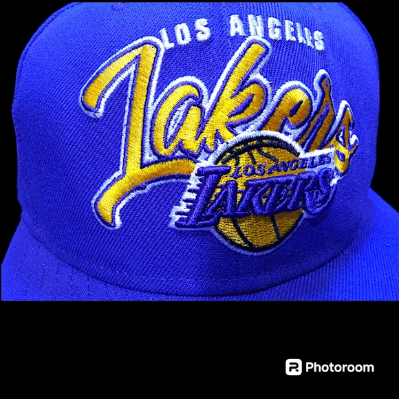 Los Angeles Lakers Snap-Back Hat, New Era, Purple and Gold, Adjustable - Picture 6 of 13